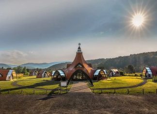 15 Locuri Misterioase De Vizitat In Romania