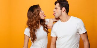 Top 200+ cele mai tari si amuzante replici de agatat