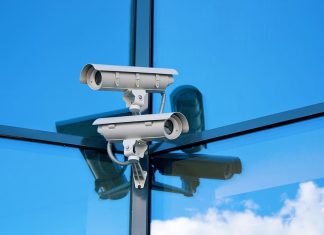 Fii mai inteligent decat infractorii si opteaza pentru un montaj de camere de supraveghere realizat de profesionisti!