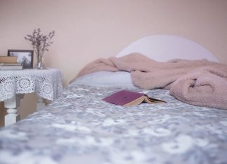 Somiera 180×200 – confortul si eleganta redefinite in dormitorul tau