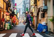 Cum sa-ti aprofundezi experienta de calatorie solo