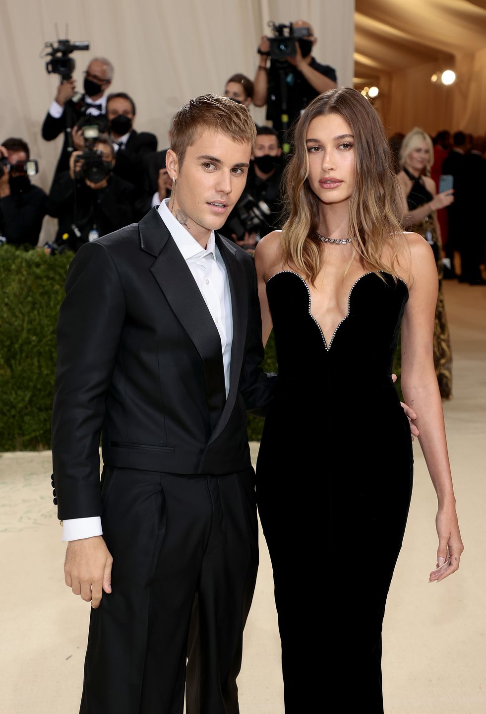 justin si hailey bieber la gala intalnirii din 2021