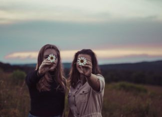 Ce ar trebui sa stii despre prietenii tai, pe baza semnului lor zodiacal