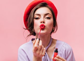 10 trucuri de frumusete pentru a arata bine in fotografii