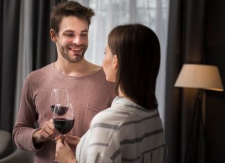 Explorarea intimitatii in relatii – noi perspective pentru cuplurile moderne
