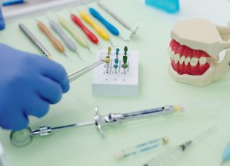 Implant dentar – pretul nu mai este un impediment in recapatarea zambetului perfect