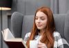 Ce cărți sunt recomandate pentru adolescenți? Descoperă 5 titluri pentru această vârstă