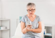 Boala Parkinson: de ce terapia coordonată în clinică este importantă în fazele incipiente?